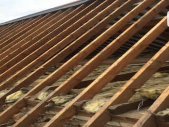 https://kclroofing.co.uk/wp-content/uploads/2016/03/Rafters-Insulation-Installed-in-Dublin-1-2.jpg