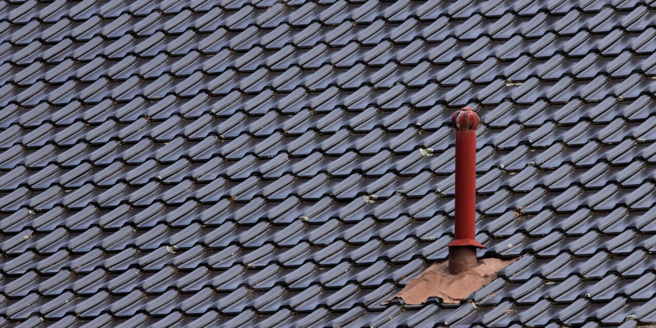 https://kclroofing.co.uk/wp-content/uploads/2021/06/mitchell-luo-f-V46pqmm-M-unsplash-1280x640.jpg